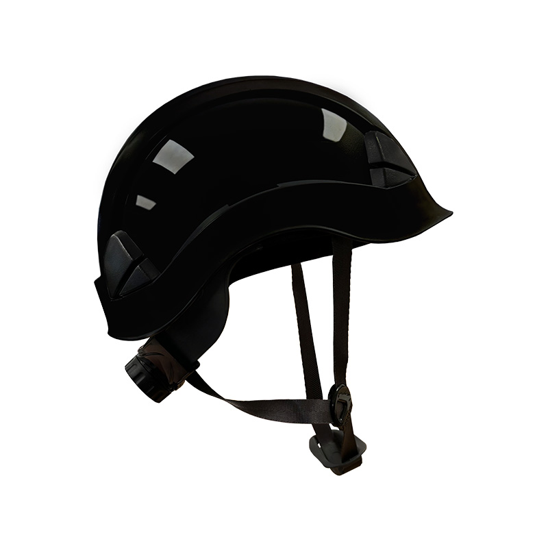 Casco no ventilado con barbuquejo color negro AEL - ACCESUS